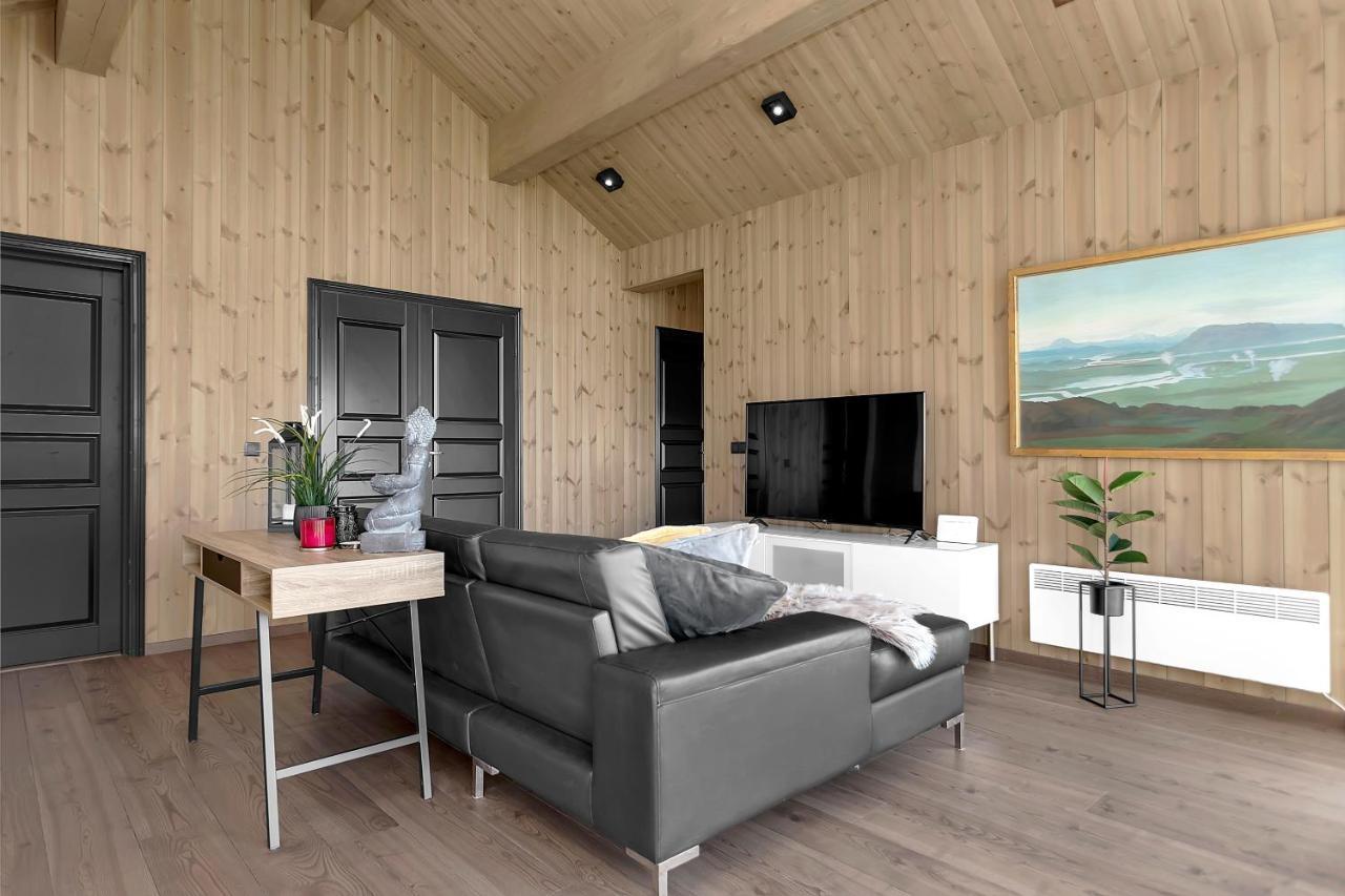 Luxury Country Cottage With 360° Mountain View Brautarholt Exteriör bild